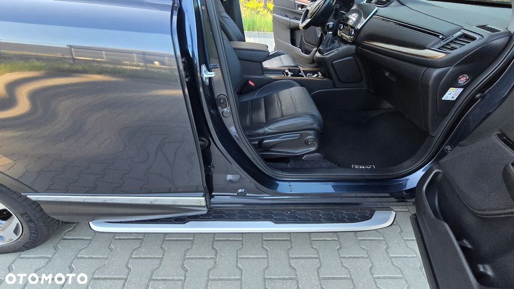 Honda CR-V 1.5T 4WD Executive - 17