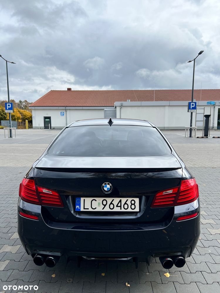 BMW Seria 5 535i xDrive - 7
