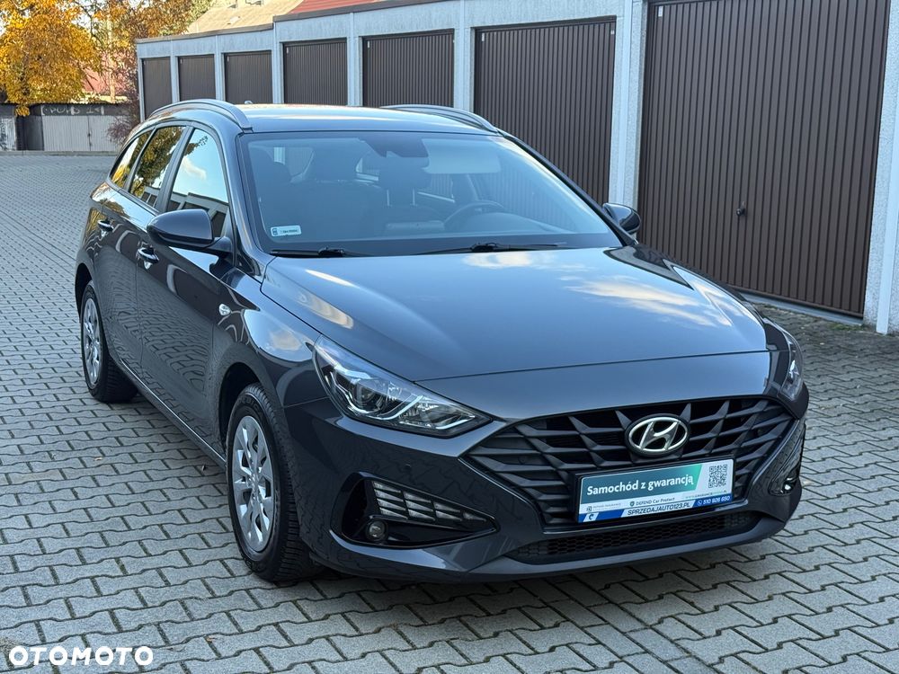 Hyundai i30 1.5 DPI Classic + - 26