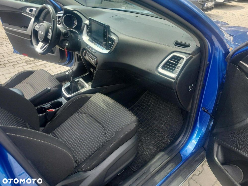 Kia XCeed 1.5 T-GDI M - 18