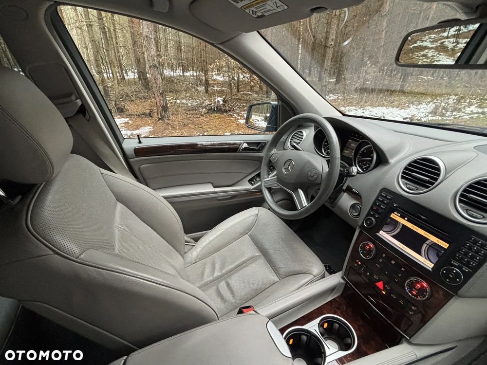 Mercedes-Benz GL ver-500-4matic-7g--tronic - 24