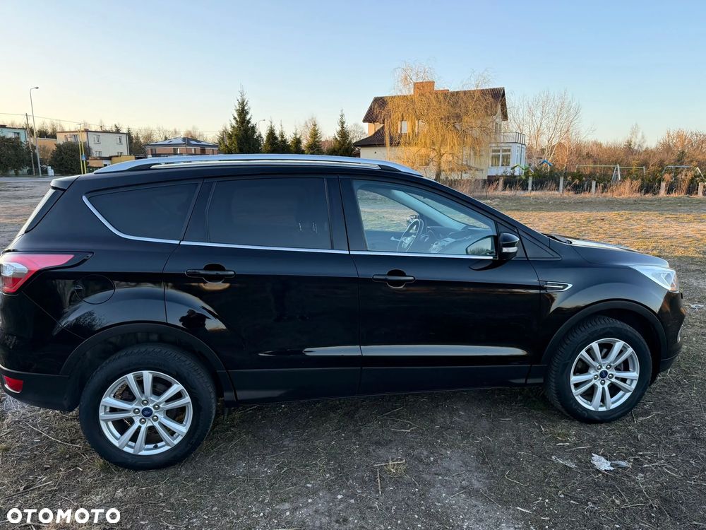 Ford Kuga 1.5 EcoBoost 2x4 Trend - 21