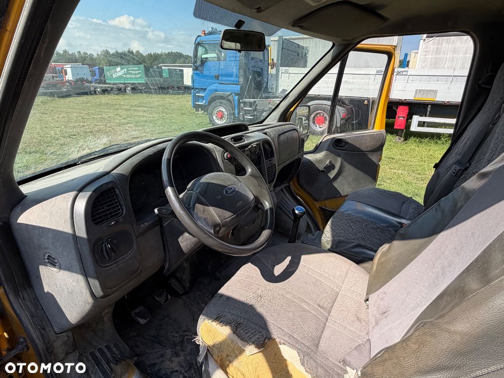 Ford Transit - 15