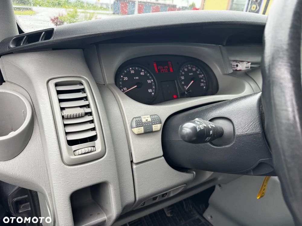 Renault Trafic L1H1 Passenger Lux - 13