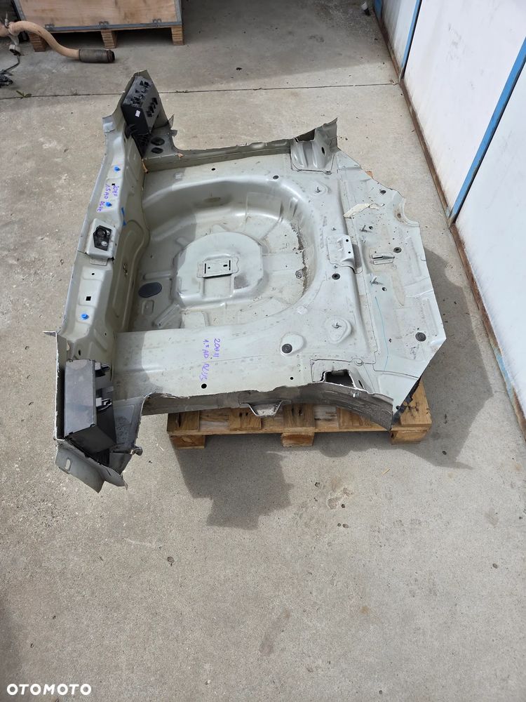 Ćwiartka wanna pas tylny dupa Peugeot 208 II ADBLUE 1.5 - 3