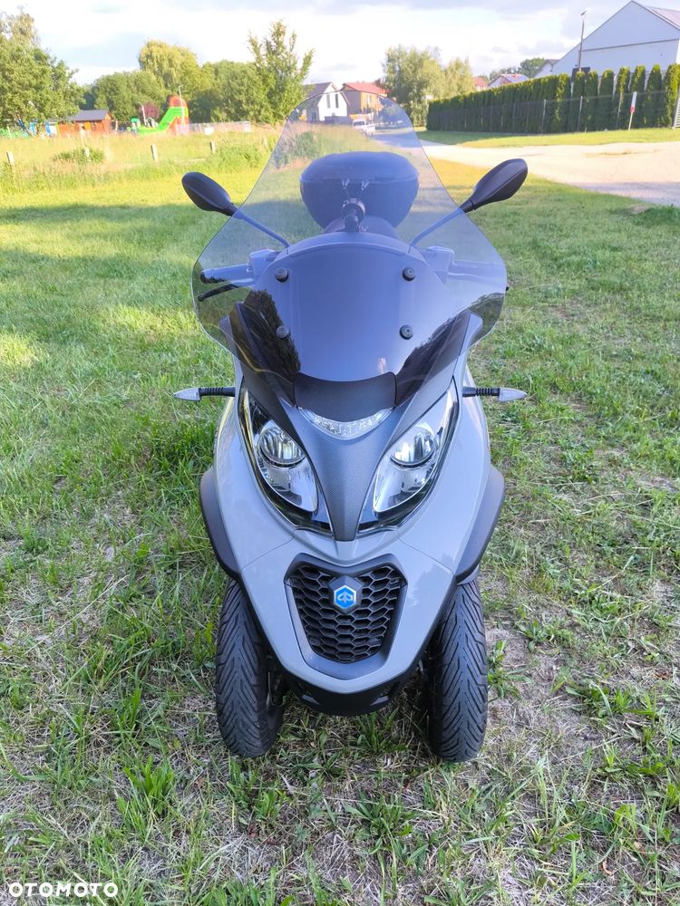 Piaggio MP-3 - 7