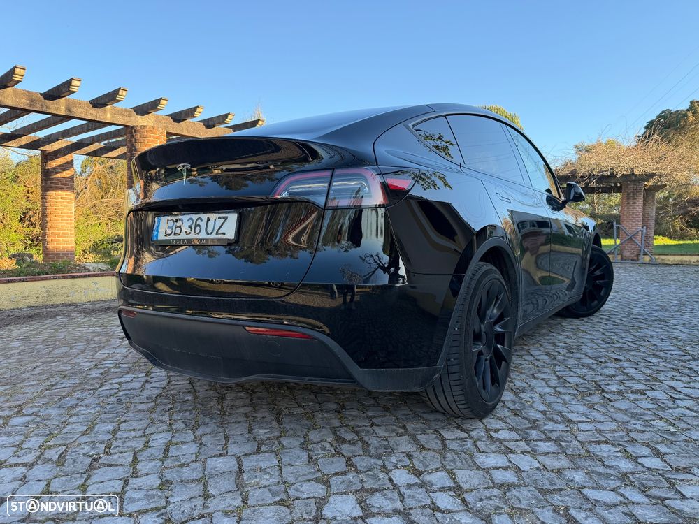 Tesla Model Y RWD - 3