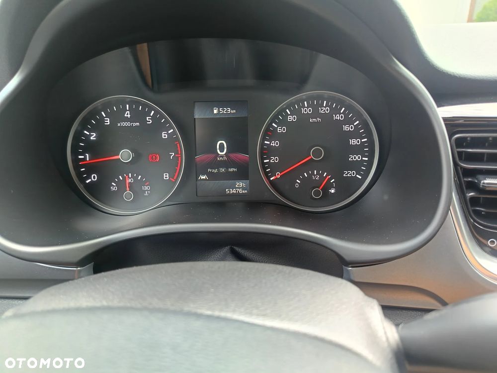 Kia Stonic - 17