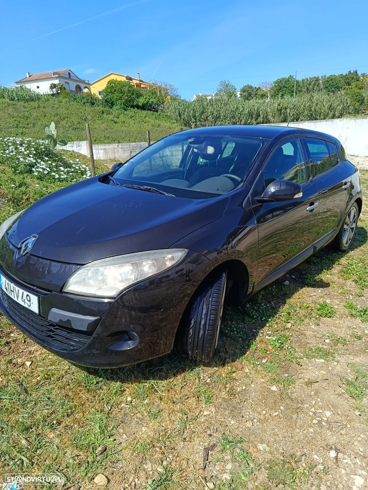 Renault Mégane 1.5 dCi Dynamique Luxe - 1