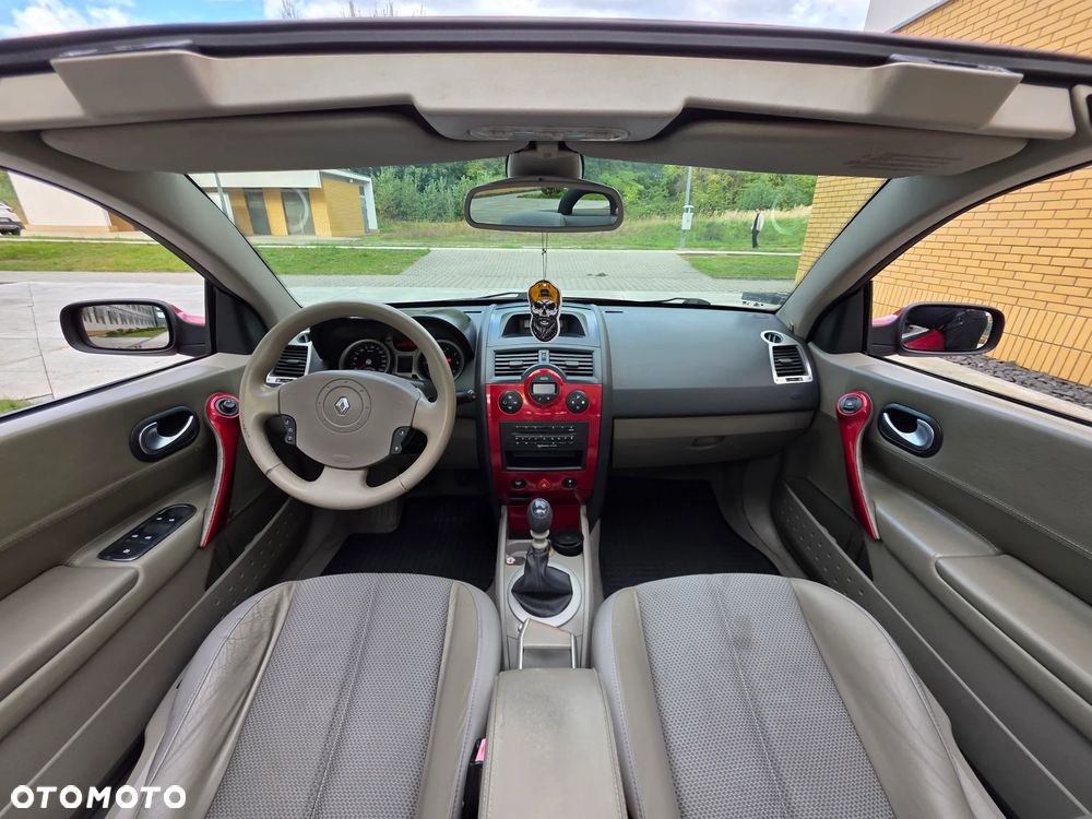 Renault Megane 2.0 Luxe Privilege - 8