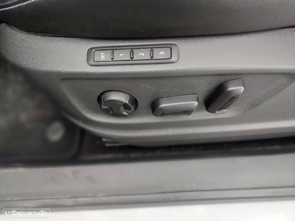 Skoda Karoq 2.0 TDI Style - 10