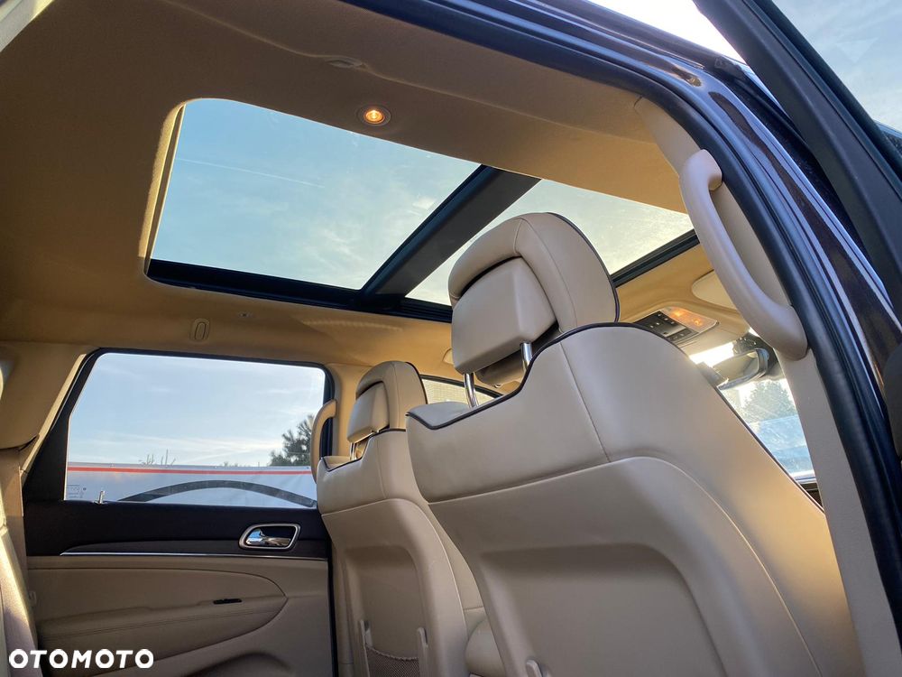 Jeep Grand Cherokee 5.7 V8 Overland - 38