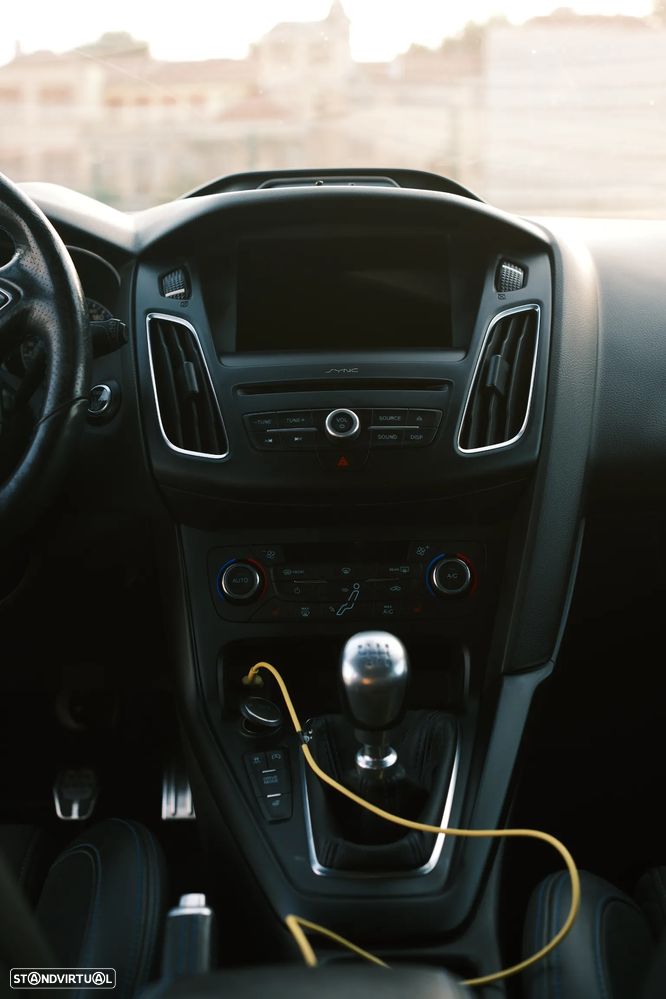 Ford Focus 2.3 EcoBoost S&S 4WD RS - 10