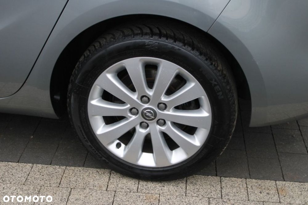 Opel Zafira - 16