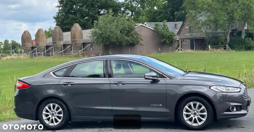 Ford Mondeo 2.0 Hybrid Titanium - 13