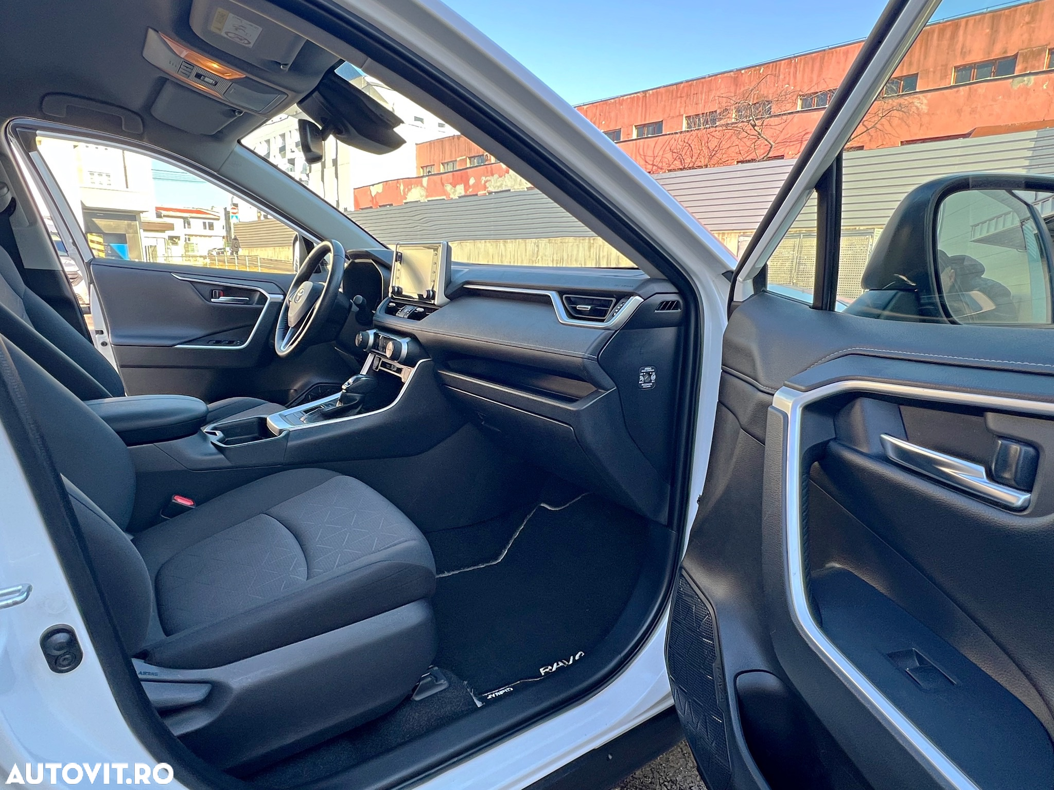 Toyota RAV4 2.5 4x2 Hybrid Business Edition - 6