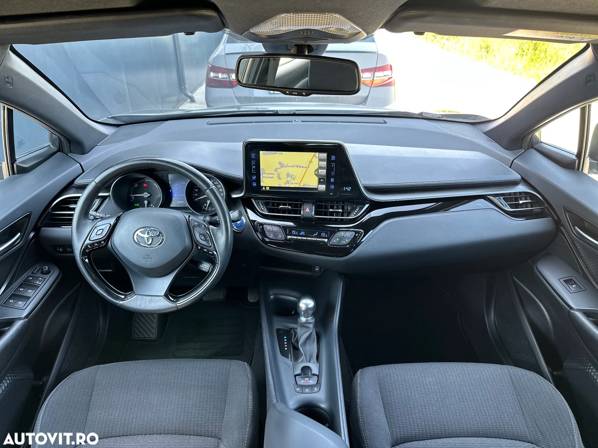 Toyota C-HR 1.8 HSD 122 CP 4x2 CVT Style - 19