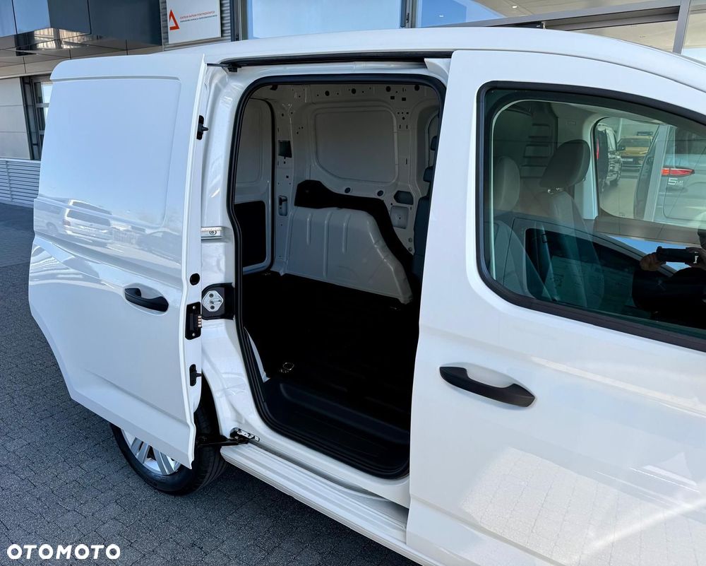 Volkswagen Caddy Cargo - 9