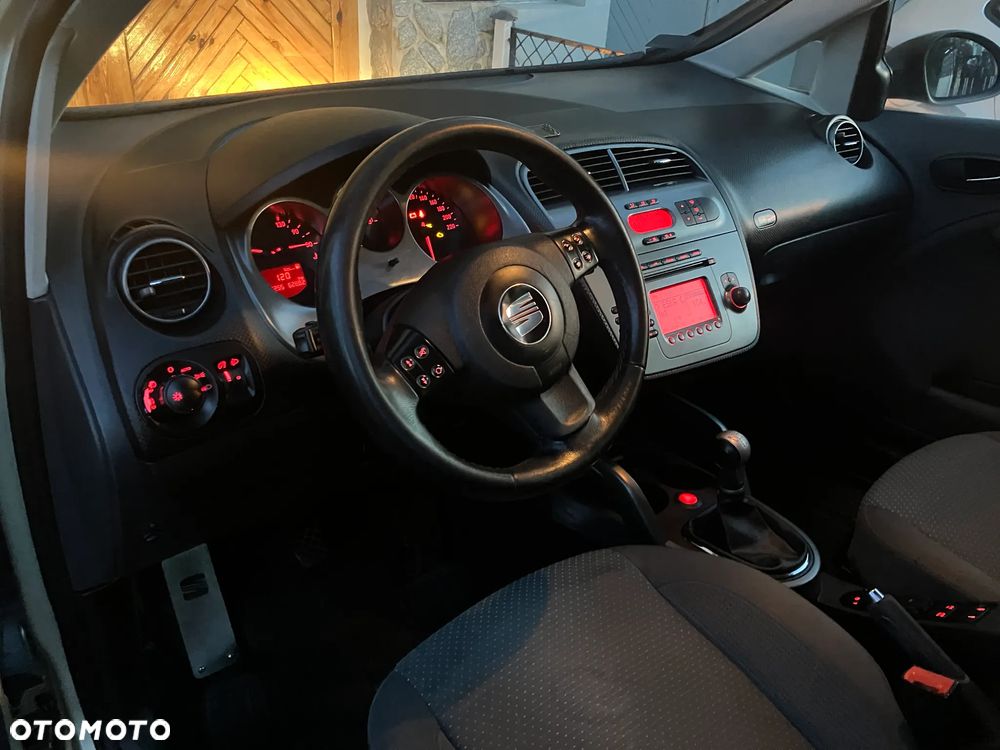 Seat Altea 1.6 Reference - 12