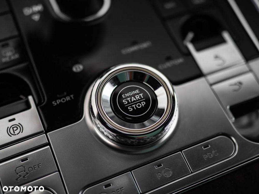 Bentley Continental GT - 12