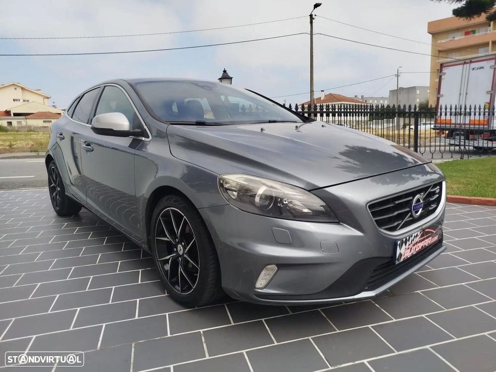 Volvo V40 2.0 D4 R-Design Summum - 2