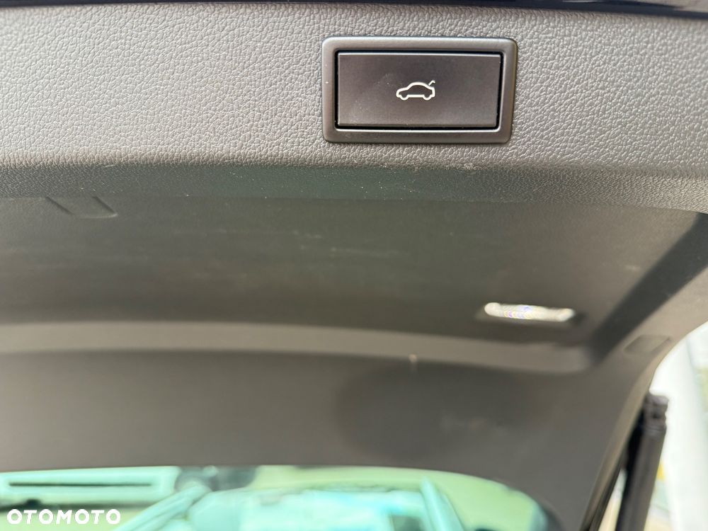 Skoda Superb 2.0 TDI DSG Ambition - 30