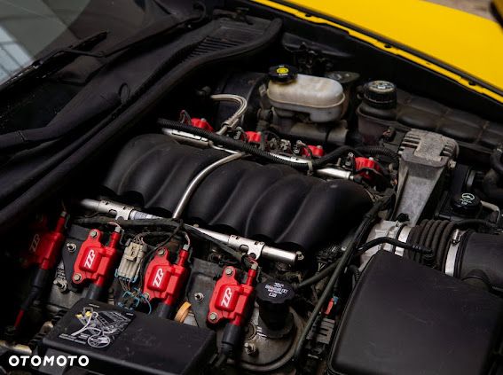 Chevrolet Corvette - 18