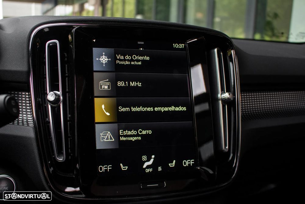 Volvo XC 40 T3 Momentum - 31