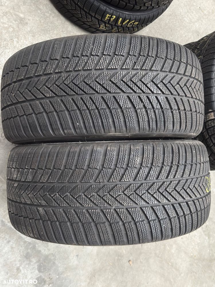 Vând 2 anvelope 265/40/21 bridgestone de iarnă ca noi - 1