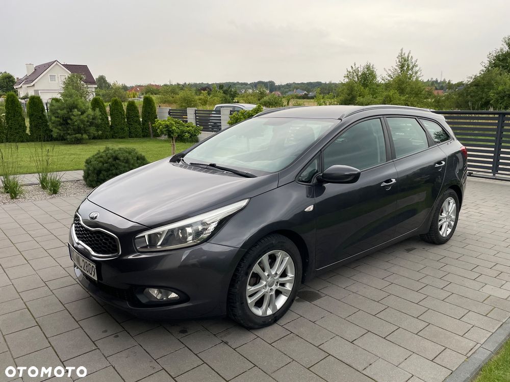 Kia Ceed 1.6 GDI Business Line - 1