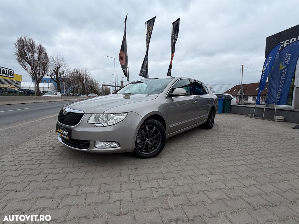 Skoda Superb 2.0 TDI Elegance DSG - 1