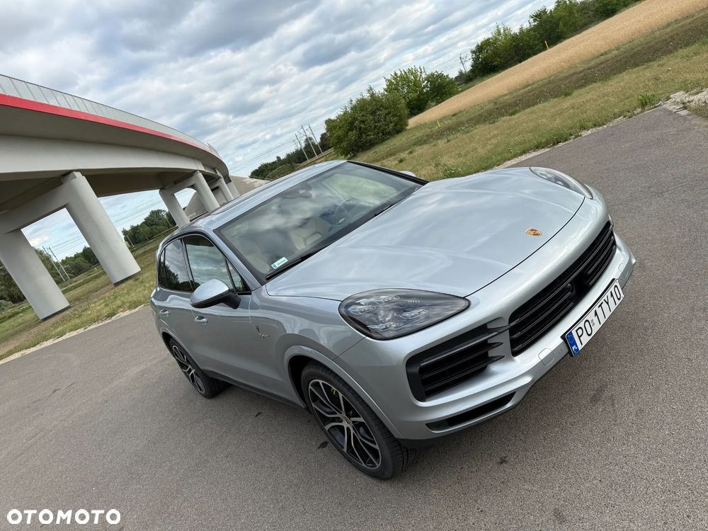 Porsche Cayenne E-Hybrid - 7