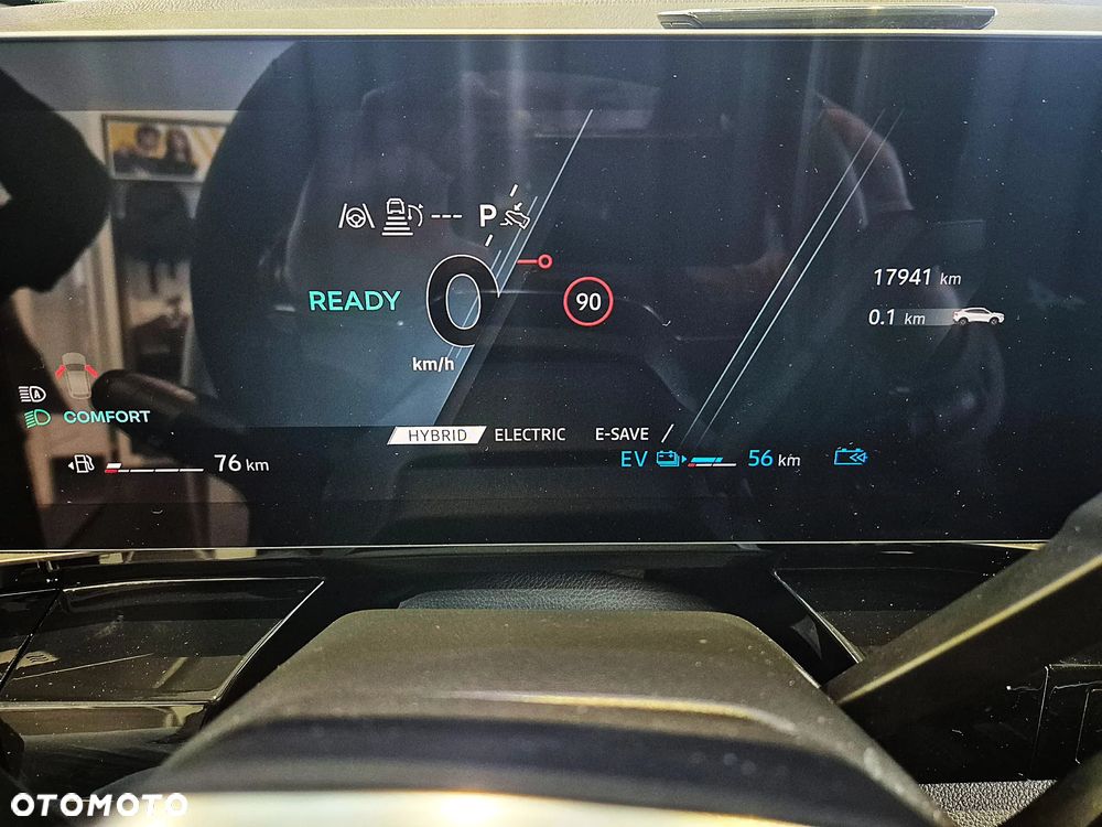 Renault Rafale 1.2 E-Tech PHEV 4x4 300 esprit Alpine MMT - 23