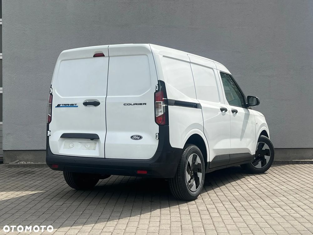 Ford Transit Courier BEV Trend - 4