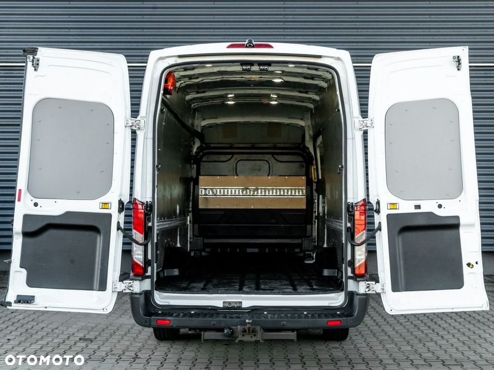 Ford Transit - 28