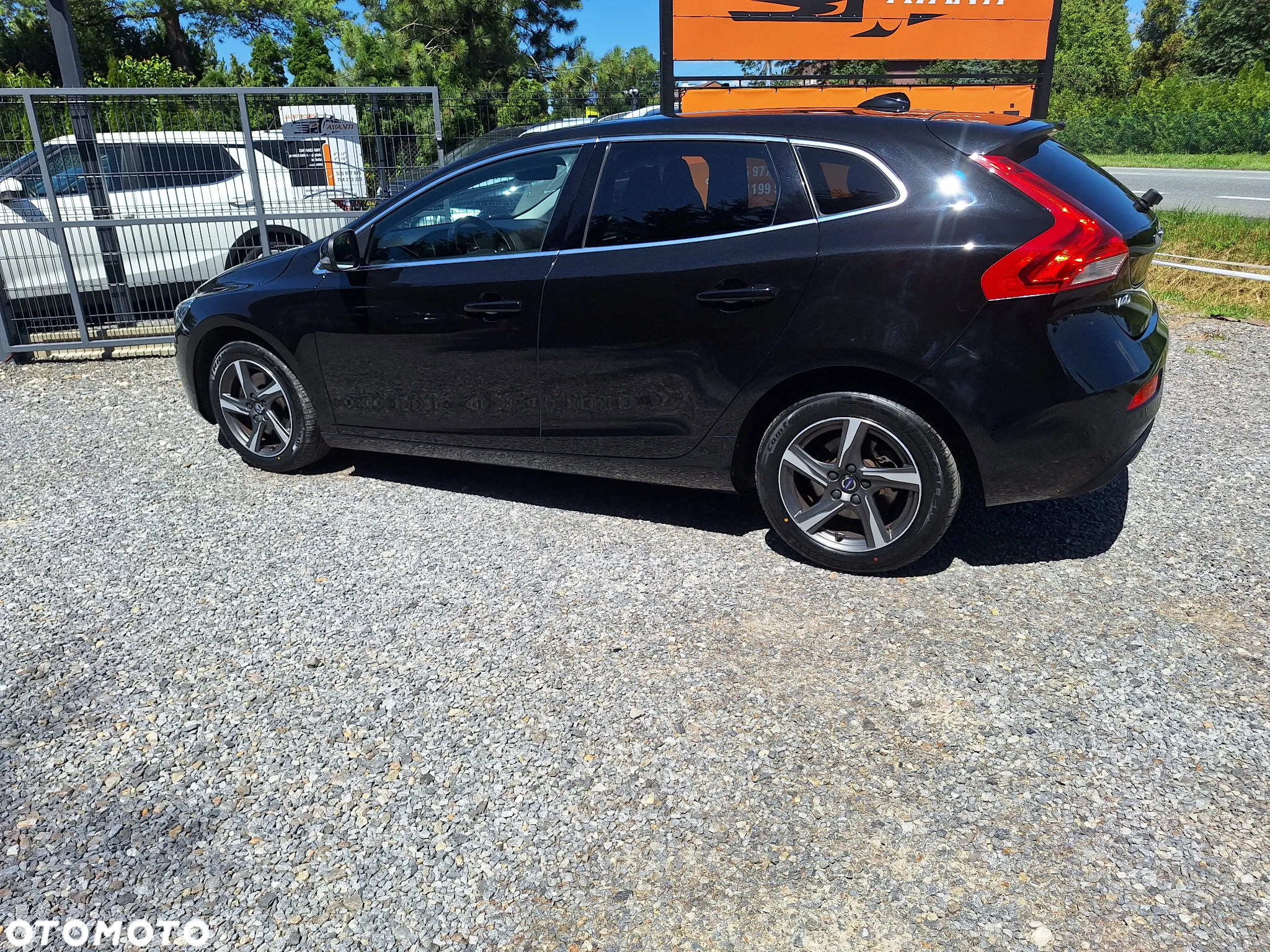 Volvo V40 D2 Summum - 11