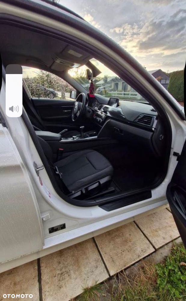 BMW Seria 3 316d Edition M Sport Shadow - 14