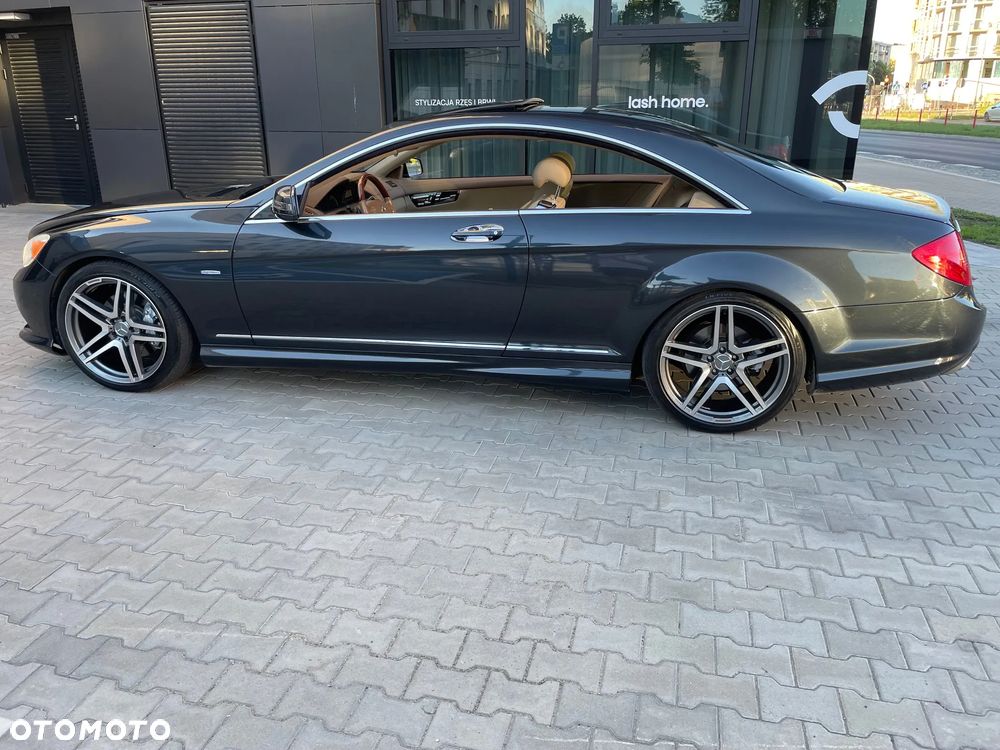 Mercedes-Benz CL 500 4-Matic BlueEff - 2