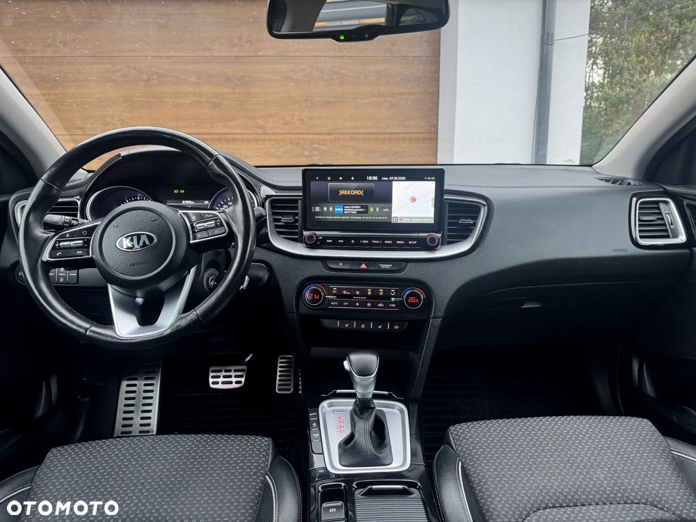 Kia Ceed 1.5 T-GDI MHEV L Business Line DCT - 8