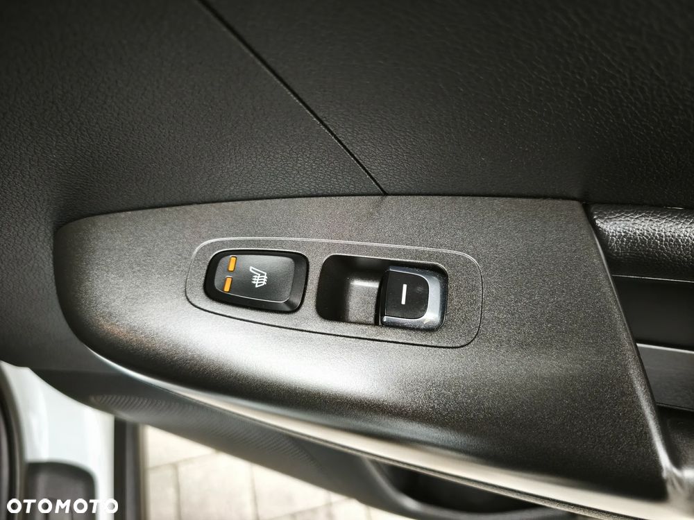 Kia Sportage 2.0 CRDI 2WD Attract - 30