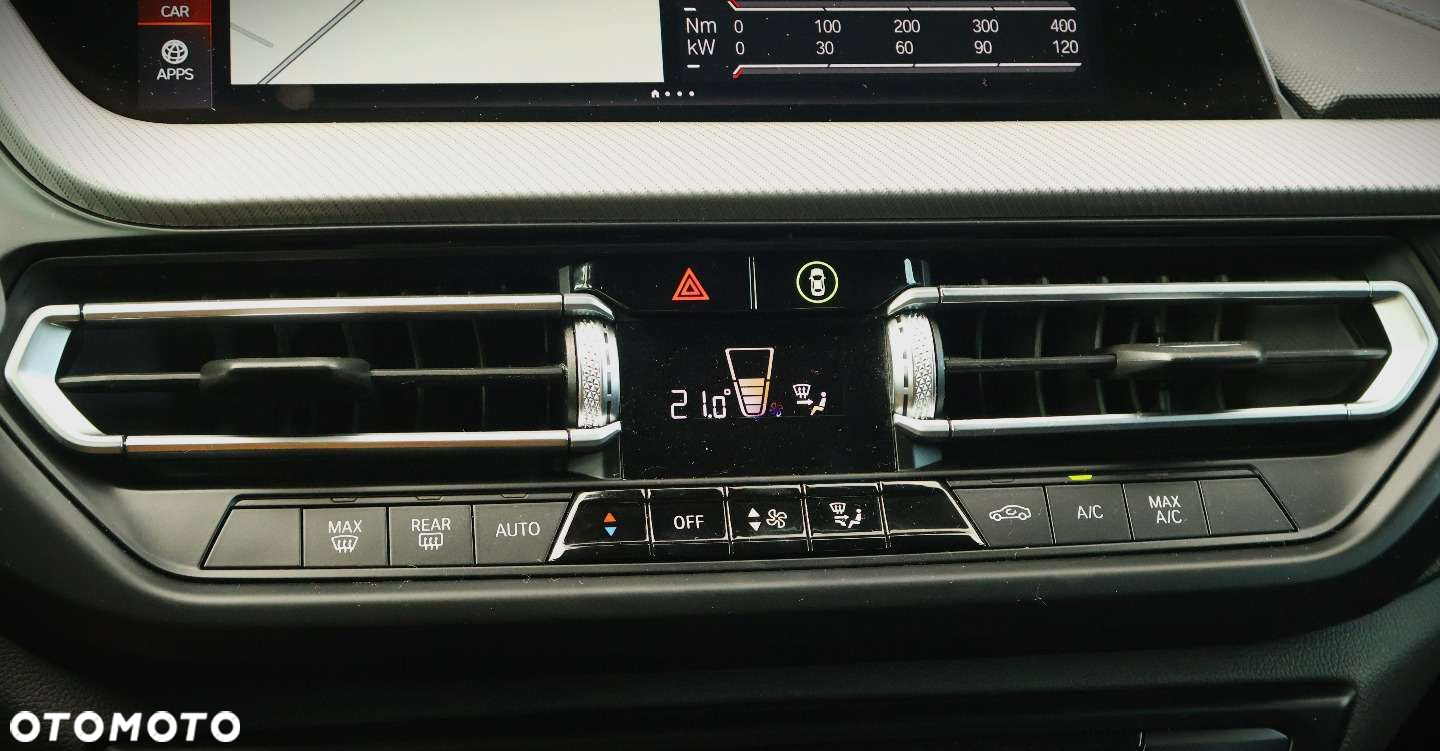 BMW Seria 2 218d M Sport - 28