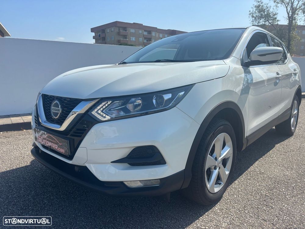 Nissan Qashqai 1.5 dCi N-Connecta - 2