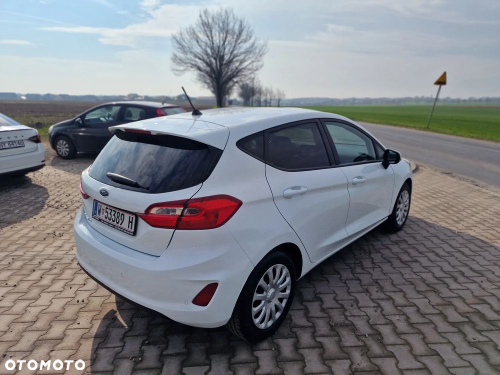 Ford Fiesta 1.0 EcoBoost S&S TREND - 9