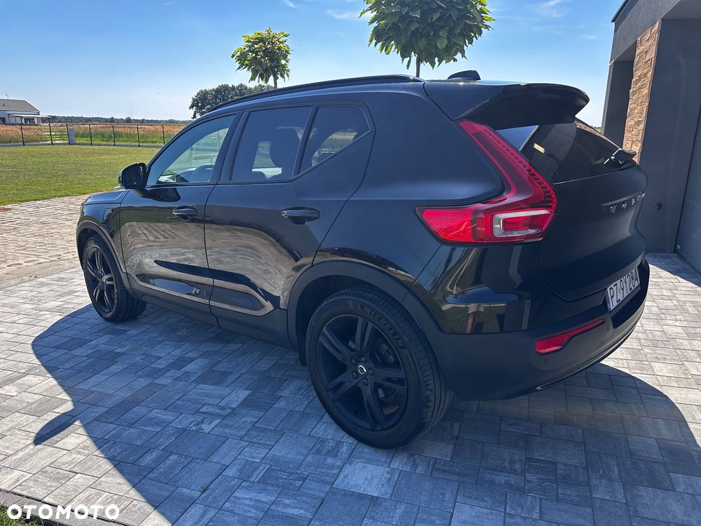 Volvo XC 40 T5 Plug-In Hybrid R-Design - 9