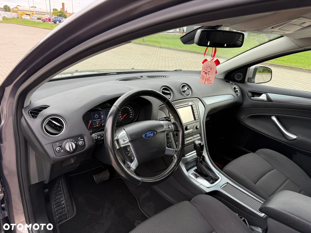 Ford Mondeo 2.0 TDCi Titanium X - 23