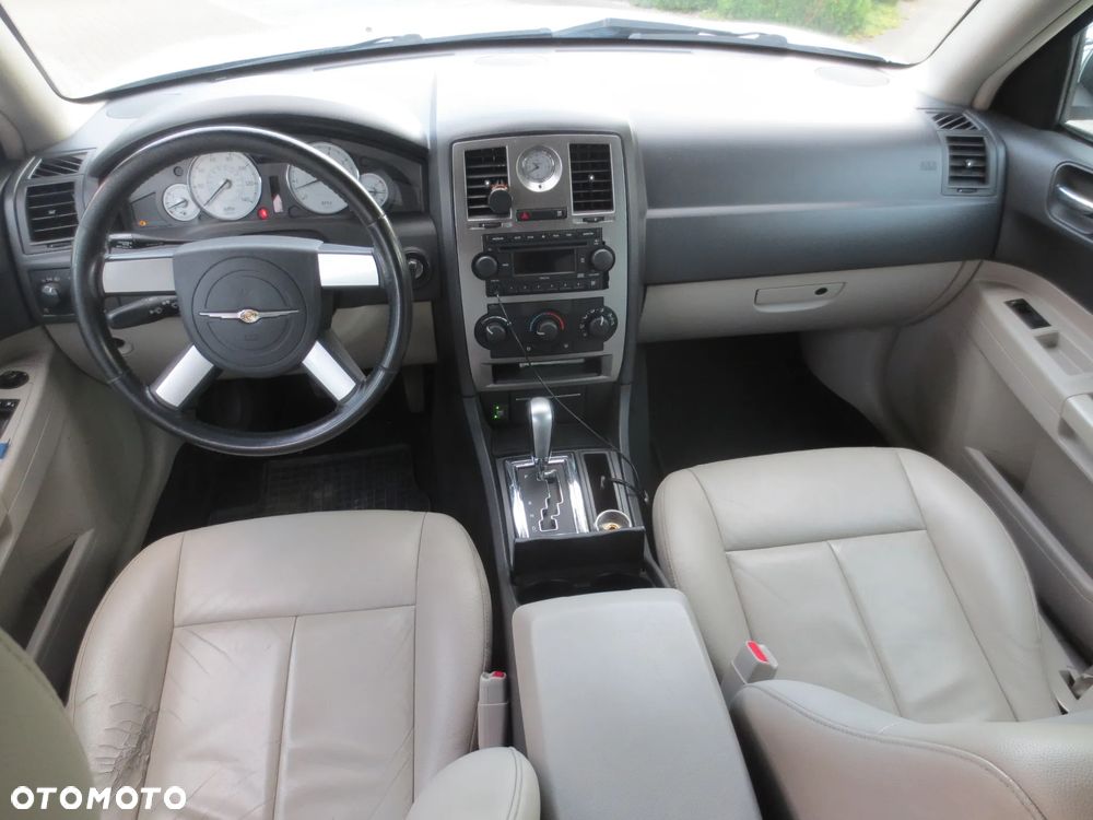 Chrysler 300C - 4