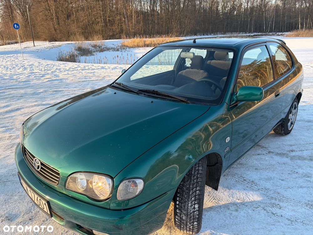 Toyota Corolla 2.0 D-4D Base - 8