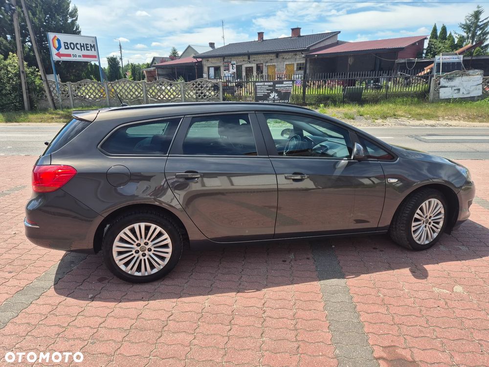 Opel Astra 1.4 Turbo Innovation - 4