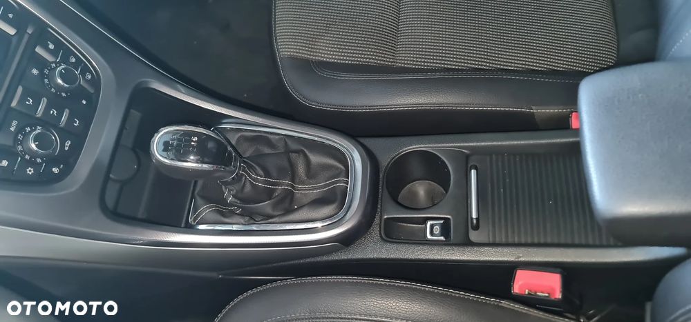 Opel Astra 2.0 CDTI Sport - 19