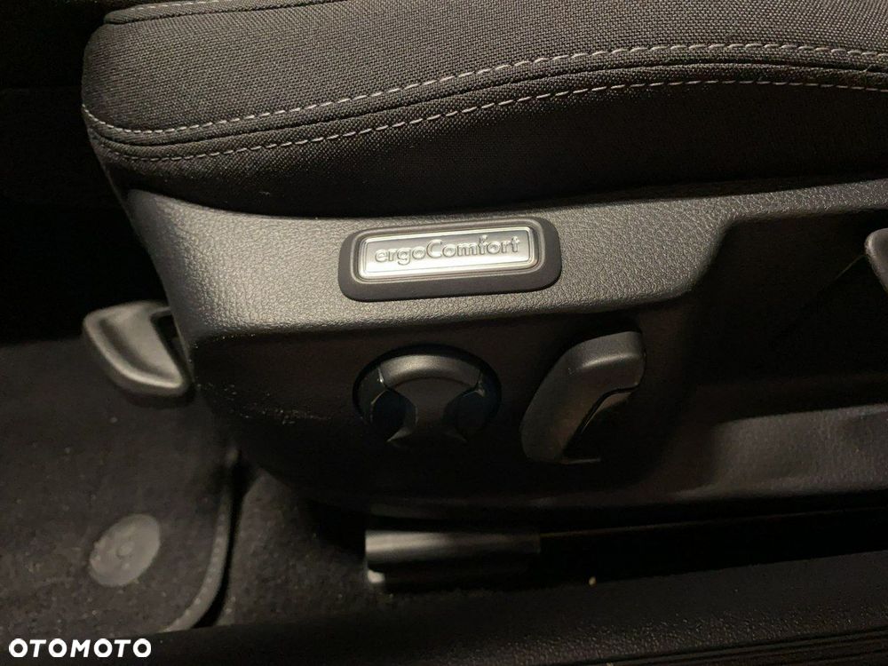 Volkswagen Passat Variant - 15